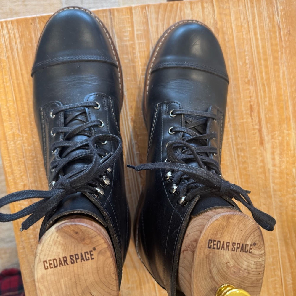 Wolverine Dark Leather 1000 Mile Boots, Cap Toe - Picture 7 of 10